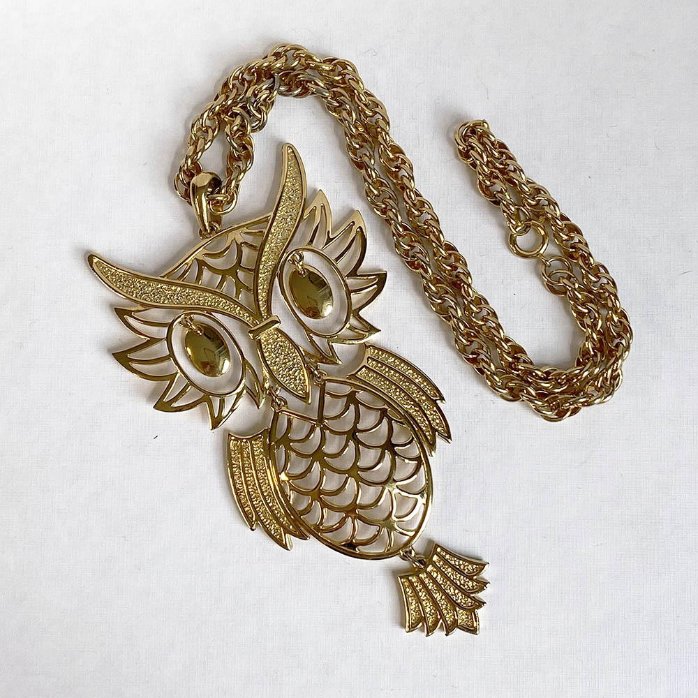 Vintage 70's Statement Owl Gold Tone Necklace